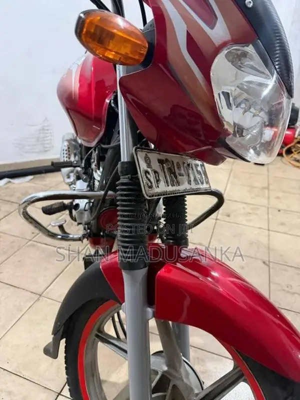 Bajaj Discover 2010 Motorbike (Used)