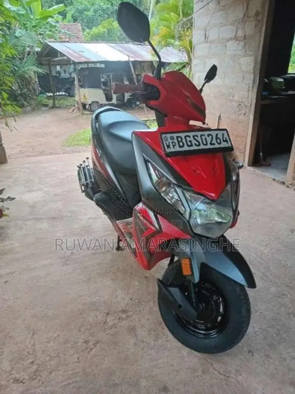Honda Dio 2018 Motorbike (Used)