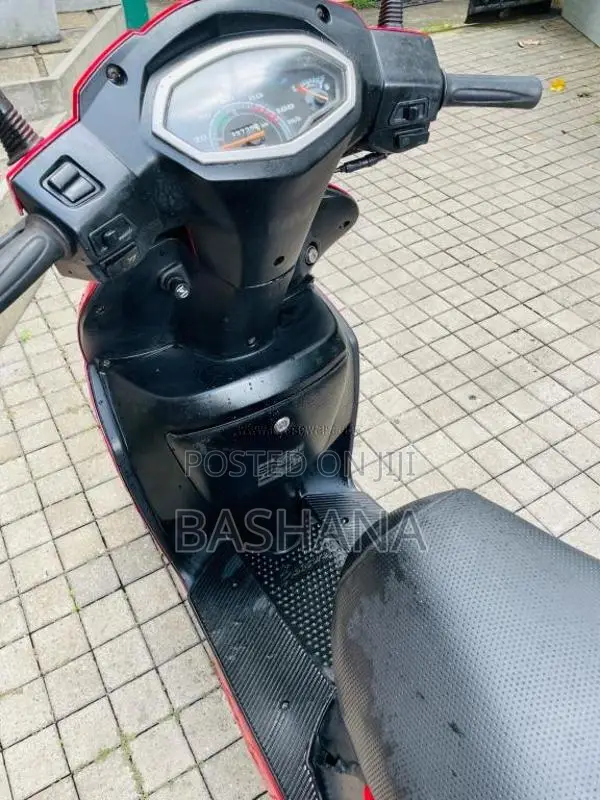 Hero Pleasure 2014 Motorbike (Used)