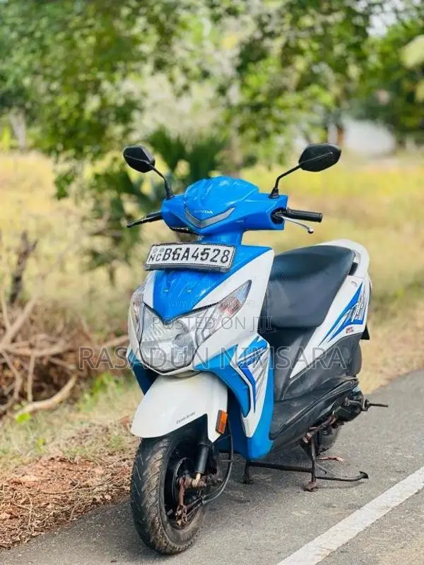 Honda Dio 2017 Motorbike (Used)