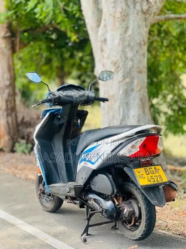 Honda Dio 2017 Motorbike (Used)