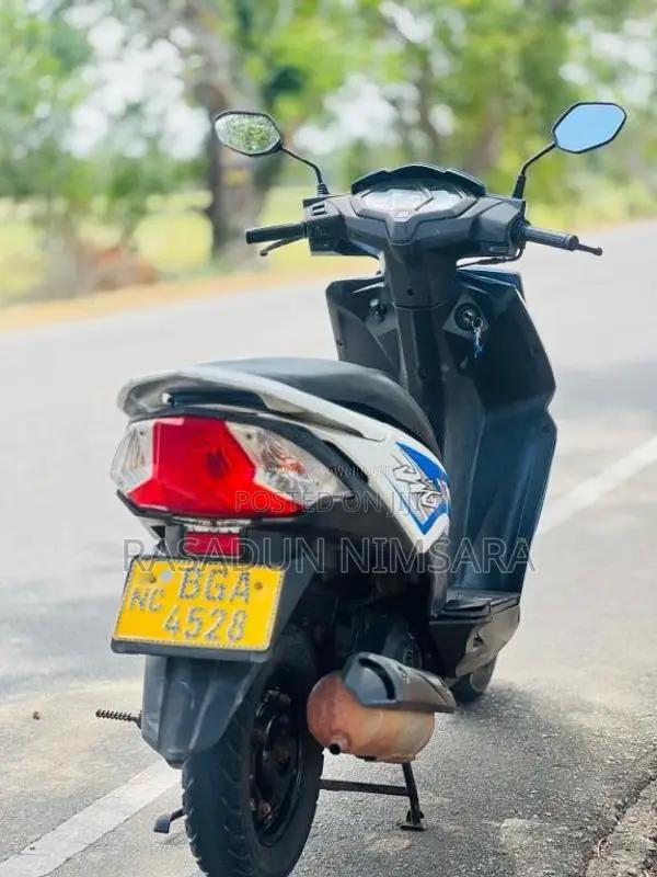 Honda Dio 2017 Motorbike (Used)