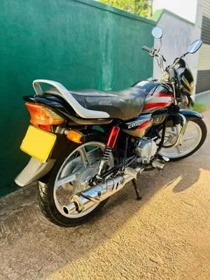 Hero-Honda Cd Deluxe 2009 Motorbike (Used)
