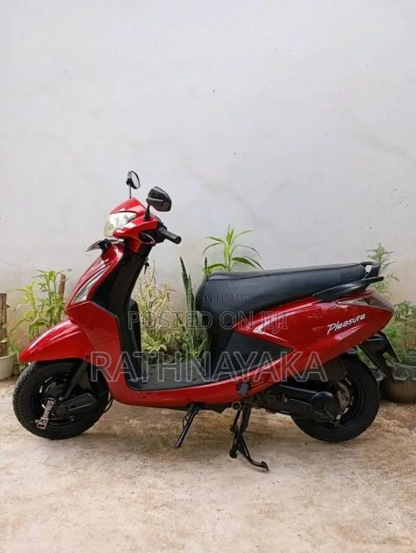 Hero Pleasure 2015 Motorbike (Used)