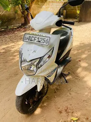 Honda Dio 2015 Motorbike (Used)