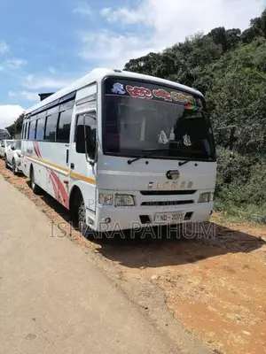 Eicher Skyline 2017 Bus (Used)