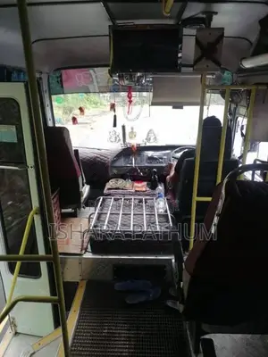 Eicher Skyline 2017 Bus (Used)