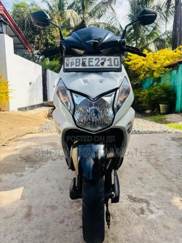 Honda Dio 2016 Motorbike (Used)