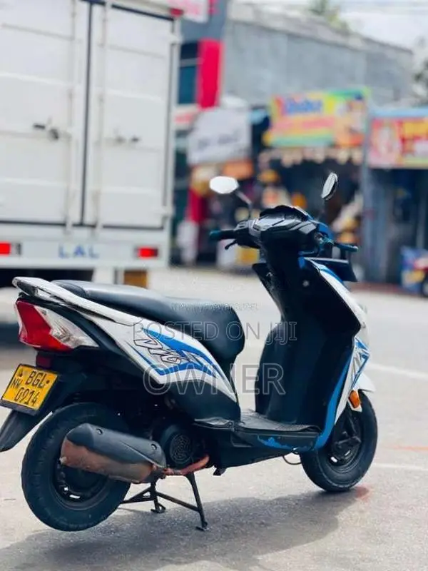 Honda Dio 2018 Motorbike (Used)