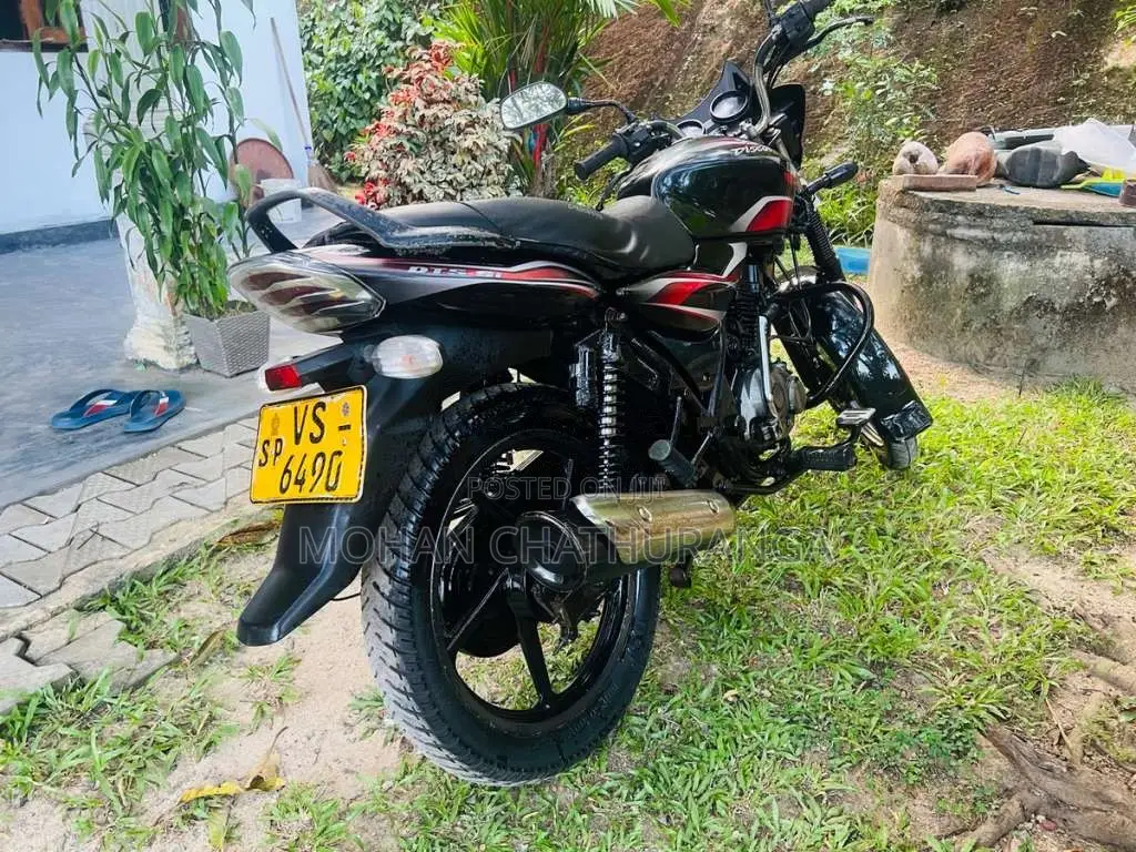 Bajaj Discover 100 2010 Motorbike (Used)