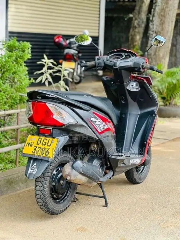 Honda Dio 2018 Motorbike (Used)