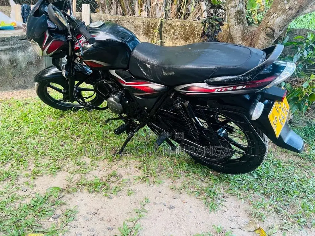 Bajaj Discover 100 2010 Motorbike (Used)