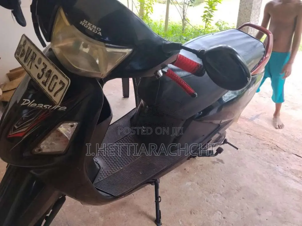 Hero Pleasure 2010 Motorbike (Used)