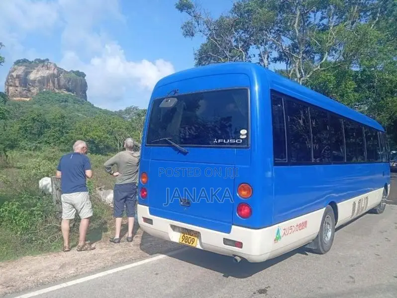 Mitsubishi Bola Rosa 2017 Bus (Used)