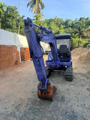 Hitachi 35 2022 Heavy-Duty (Used)