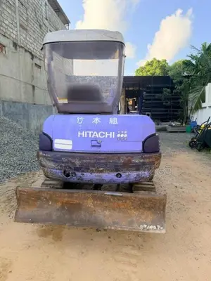 Hitachi 35 2022 Heavy-Duty (Used)