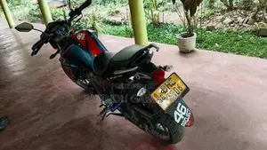 Yamaha Yamaha 2018 Motorbike (Used)