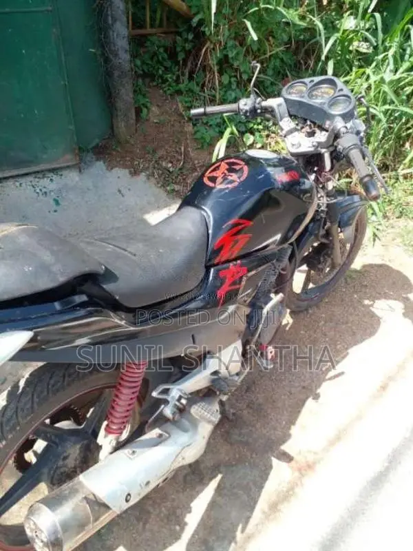 Hero Karizma 2014 Motorbike (Used)