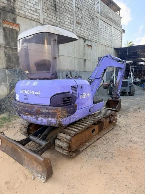 Hitachi 35 2022 Heavy-Duty (Used)