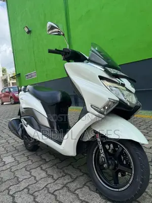 Suzuki BURGMAN 2019 Motorbike (Used)