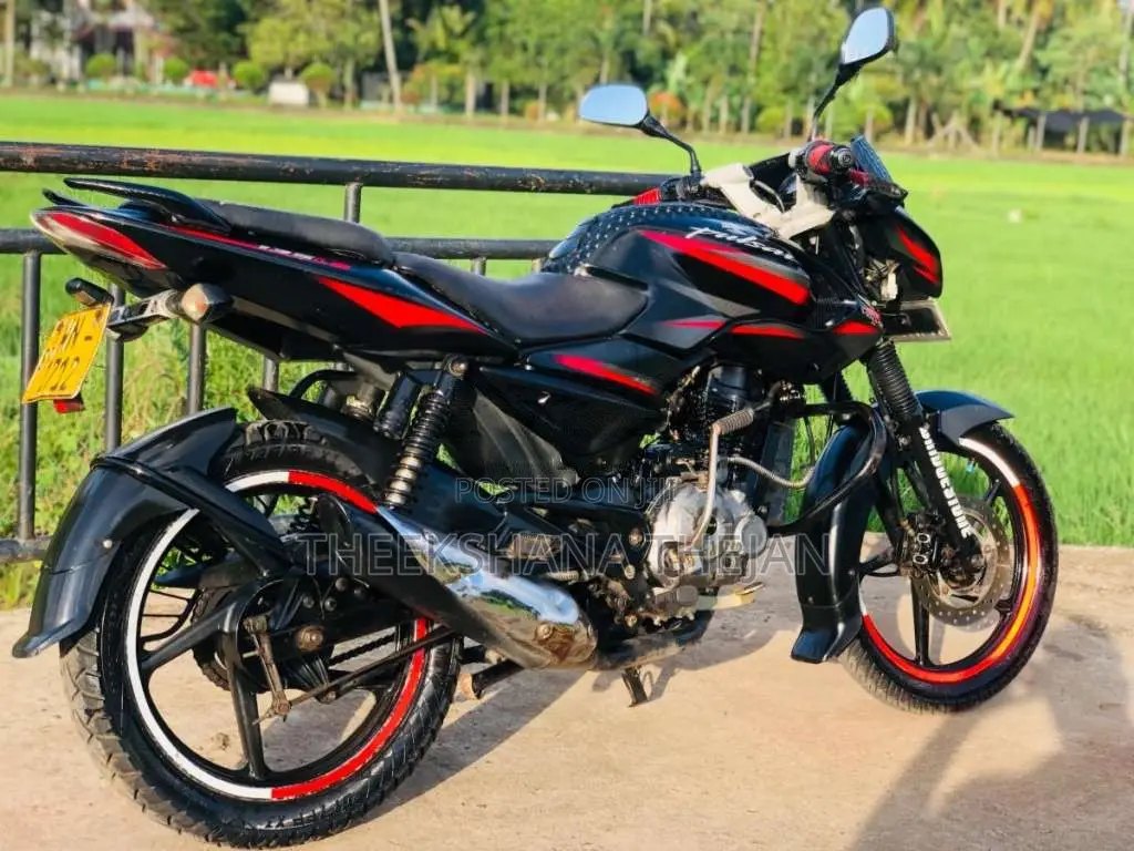Bajaj Pulsar 2011 Motorbike (Used)
