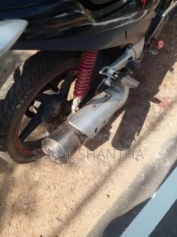 Hero Karizma 2014 Motorbike (Used)