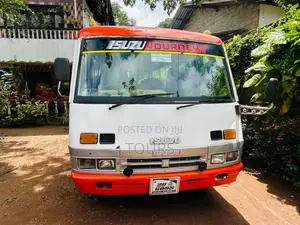 Isuzu Journey 1981 Bus (Used)