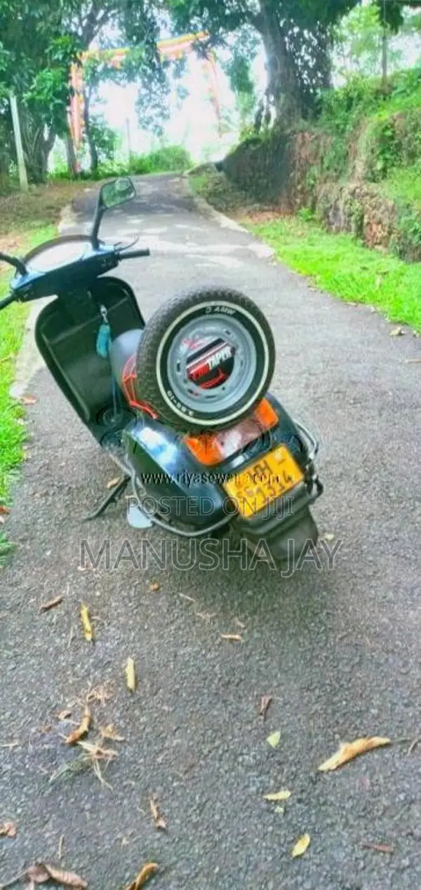 Bajaj Legin 2004 Motorbike (Used)
