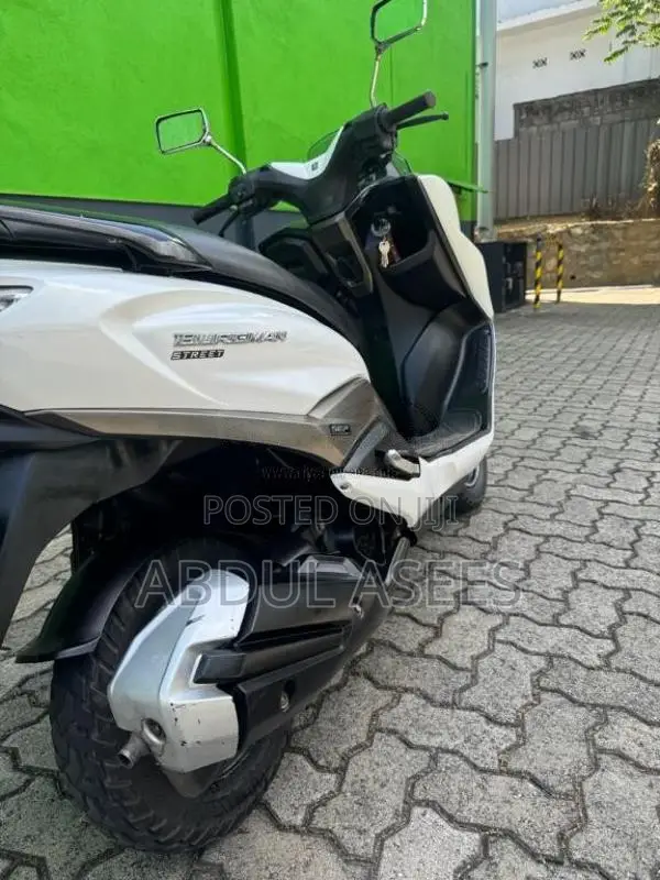 Suzuki BURGMAN 2019 Motorbike (Used)