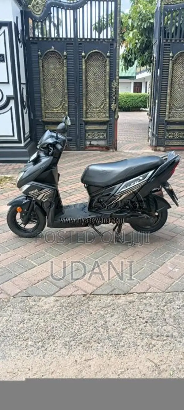 Yamaha Ray Zr 2020 Motorbike (Used)