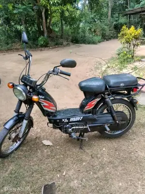 TVS XL 2017 Motorbike (Used)