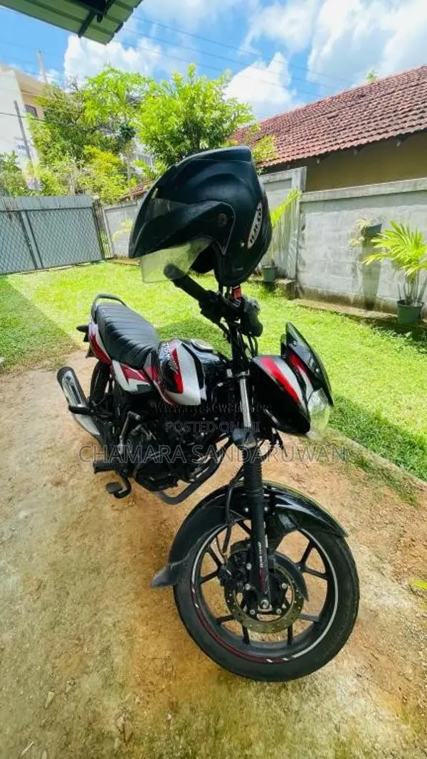 Bajaj Discover 125 2025 Motorbike (Used)