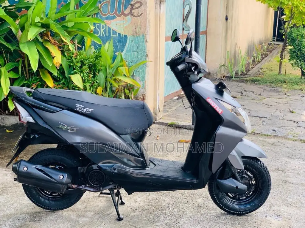 Honda Dio 2013 Motorbike (Used)