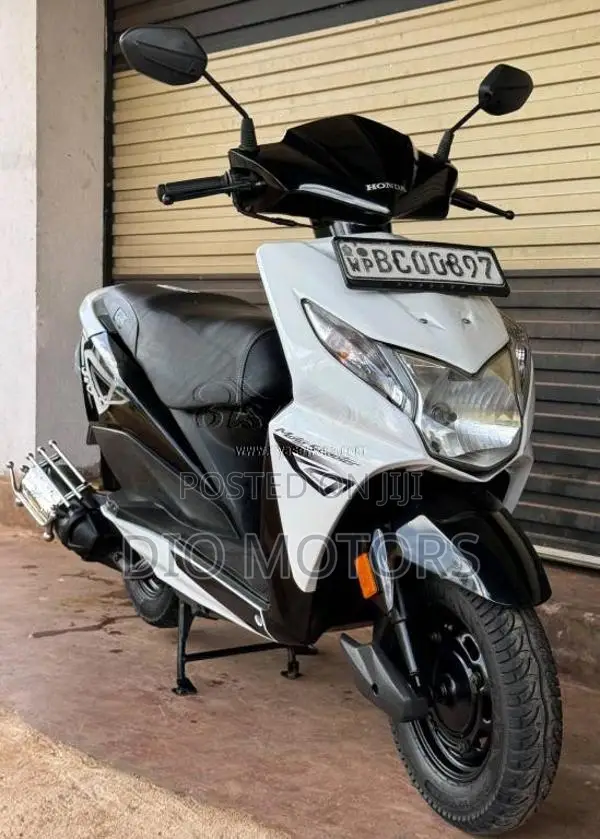 Honda Dio 2015 Motorbike (Used)