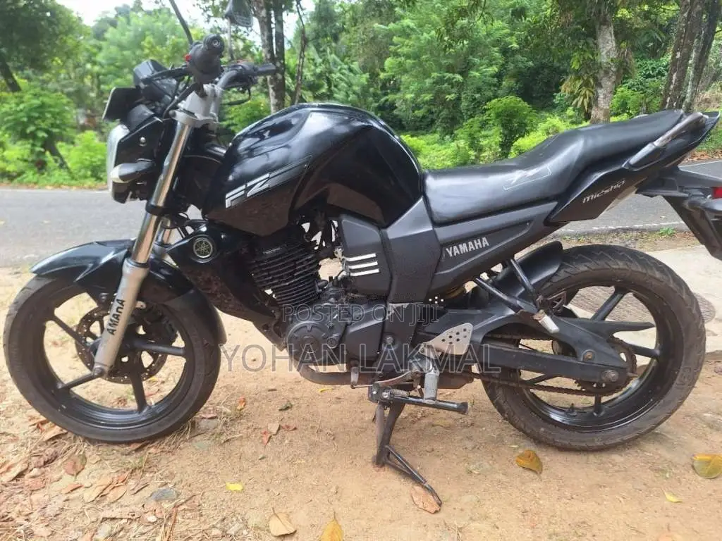 Yamaha FZ 2011 Motorbike (Used)