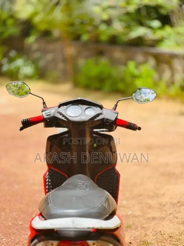 Honda Dio 2015 Motorbike (Used)