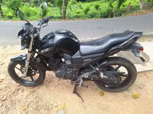 Yamaha FZ 2011 Motorbike (Used)