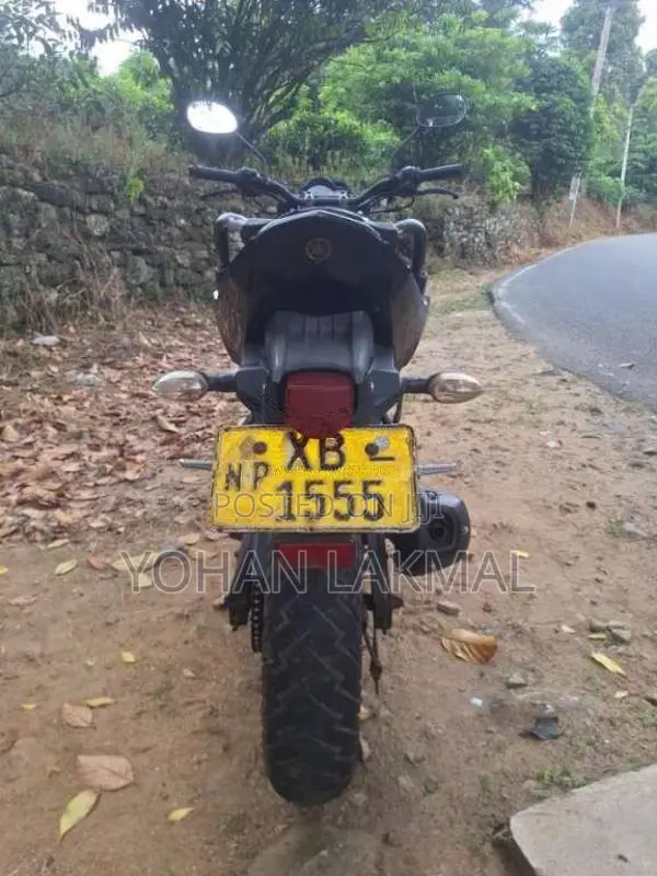 Yamaha FZ 2011 Motorbike (Used)