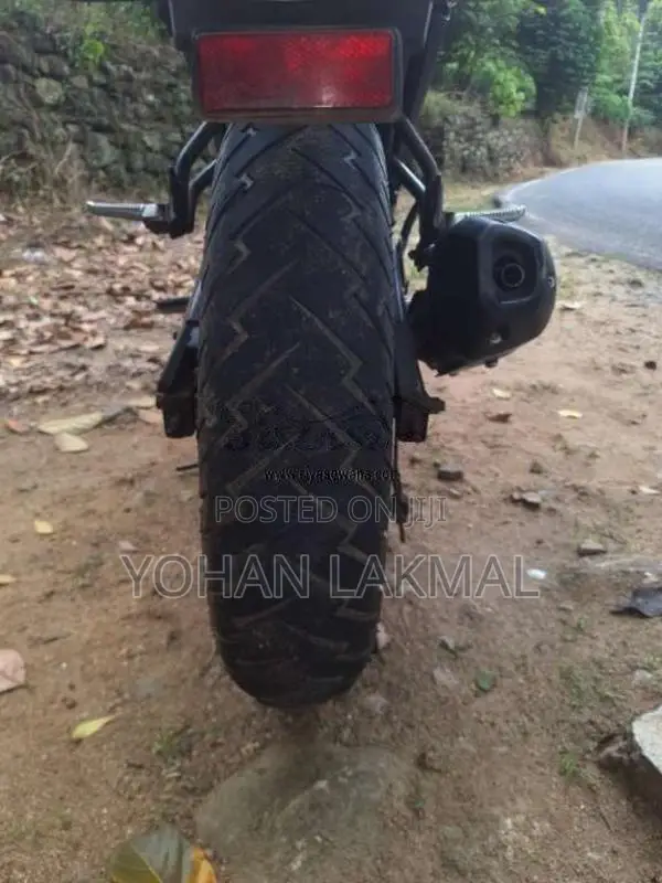 Yamaha FZ 2011 Motorbike (Used)
