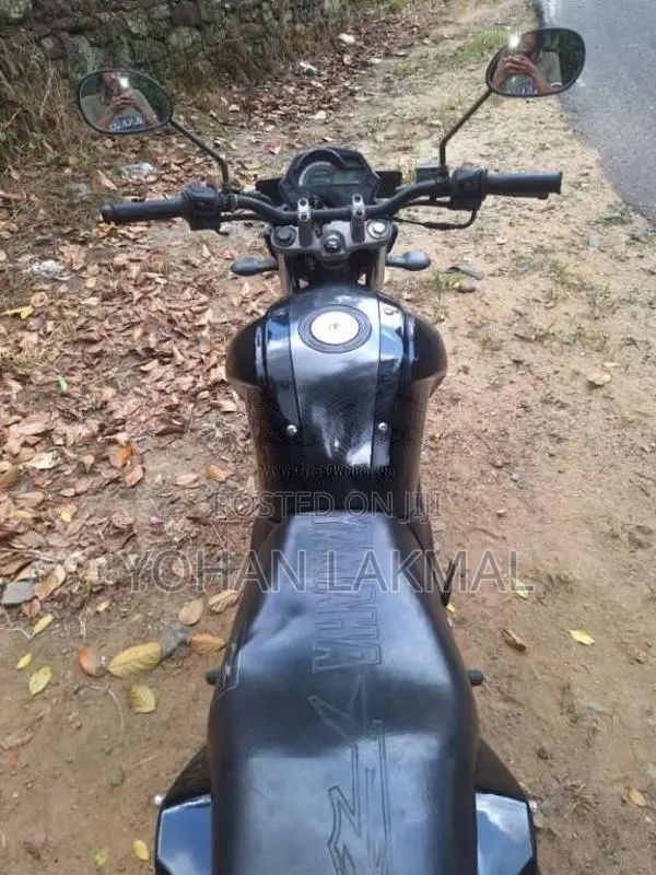 Yamaha FZ 2011 Motorbike (Used)