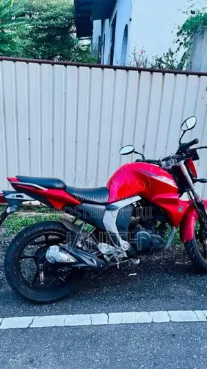 Yamaha FZ 2016 Motorbike (Used)