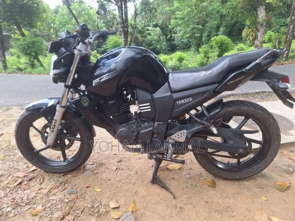 Yamaha FZ 2011 Motorbike (Used)