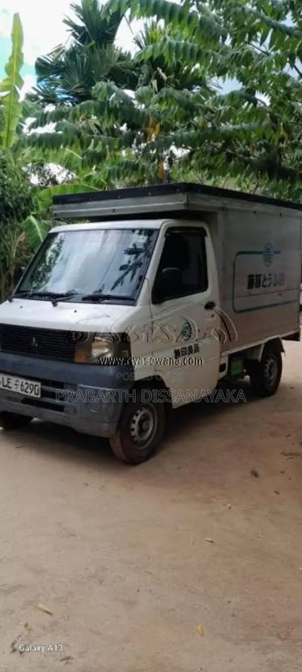 Mitsubishi LE-U61 2007 Heavy-Duty (Used)