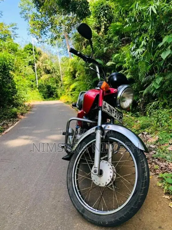 Hero-Honda Cd Dawn 2004 Motorbike (Used)