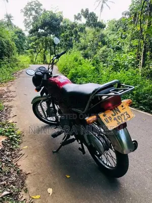 Hero-Honda Cd Dawn 2004 Motorbike (Used)