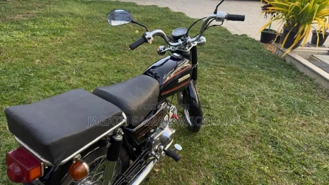 Honda Cd 50 1987 Motorbike (Used)