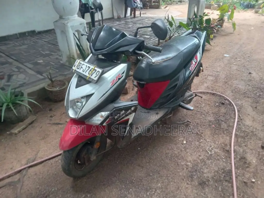 Yamaha Ray Zr 2017 Motorbike (Used)