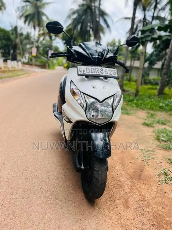 Honda Dio 2016 Motorbike (Used)