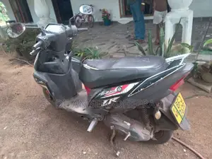 Yamaha Ray Zr 2017 Motorbike (Used)