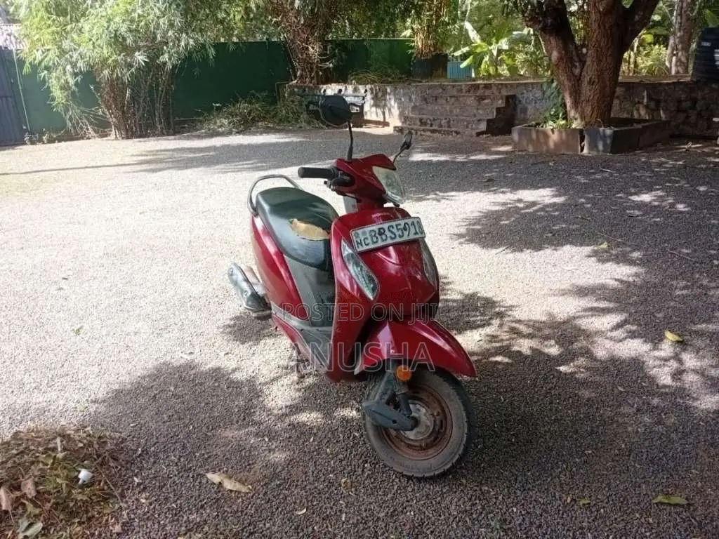 Honda Activa 2014 Motorbike (Used)